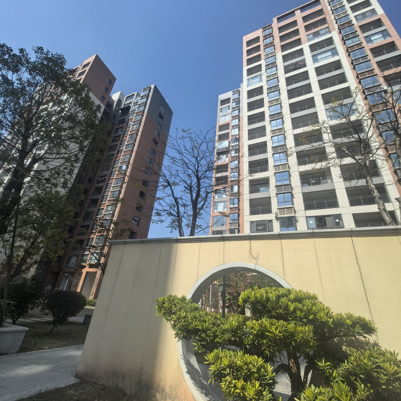 1754464782455302.jpg 1f4b9858ff3384938b1210b99942627.jpg