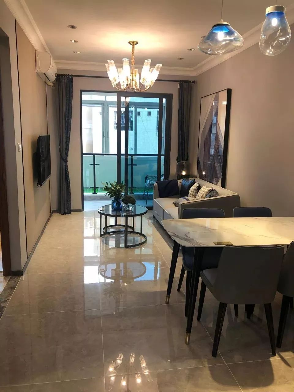 這些回遷房戶(hù)型從一居室到四居室不等