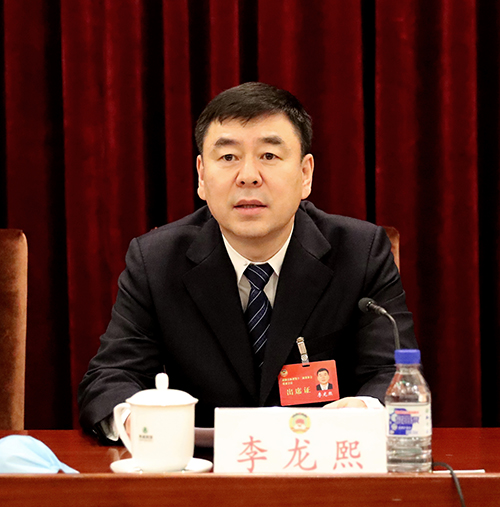 也沒有發(fā)現(xiàn)八埠莊村的審批手續(xù)