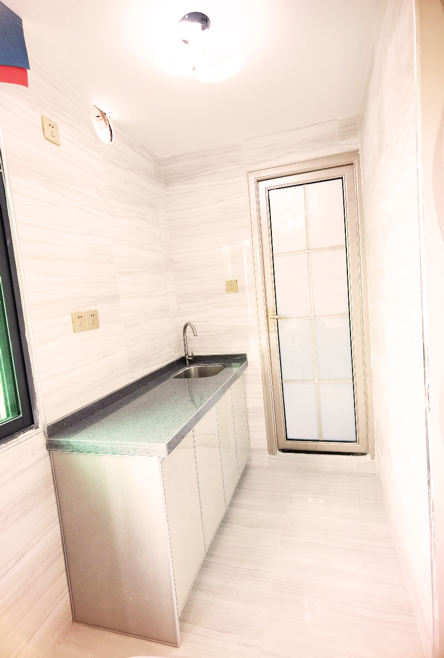 深圳石巖小產權房|上屋世紀.御景苑  33.8萬/套上屋北站，官